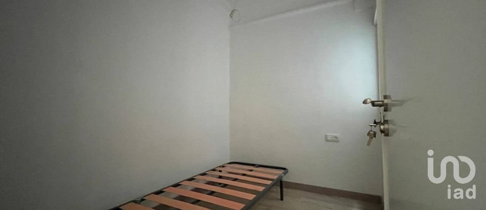 Pis 9 habitacions de 192 m² a Castellón de la Plana/Castelló de la Plana (12002)