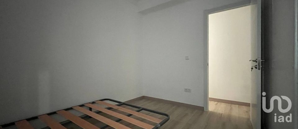 Pis 9 habitacions de 192 m² a Castellón de la Plana/Castelló de la Plana (12002)