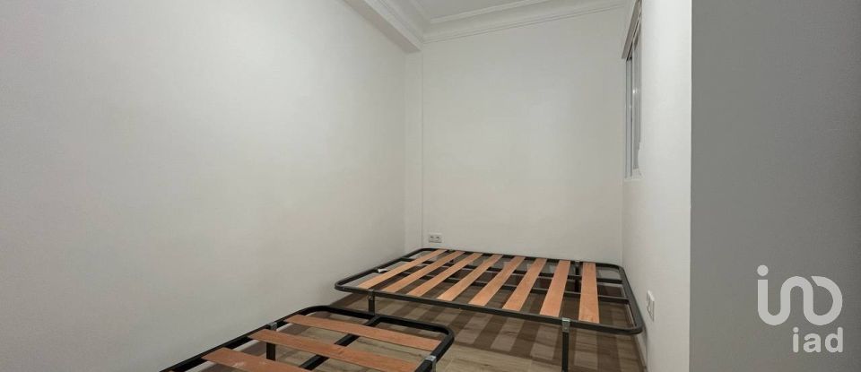 Pis 9 habitacions de 192 m² a Castellón de la Plana/Castelló de la Plana (12002)