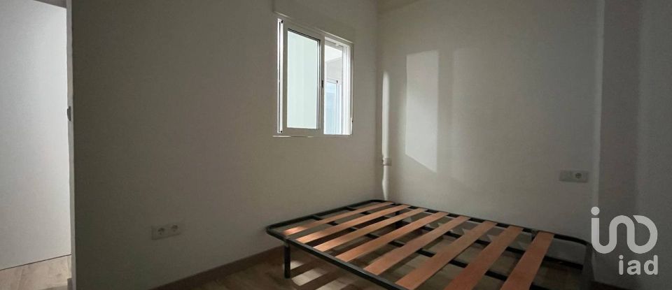 Pis 9 habitacions de 192 m² a Castellón de la Plana/Castelló de la Plana (12002)