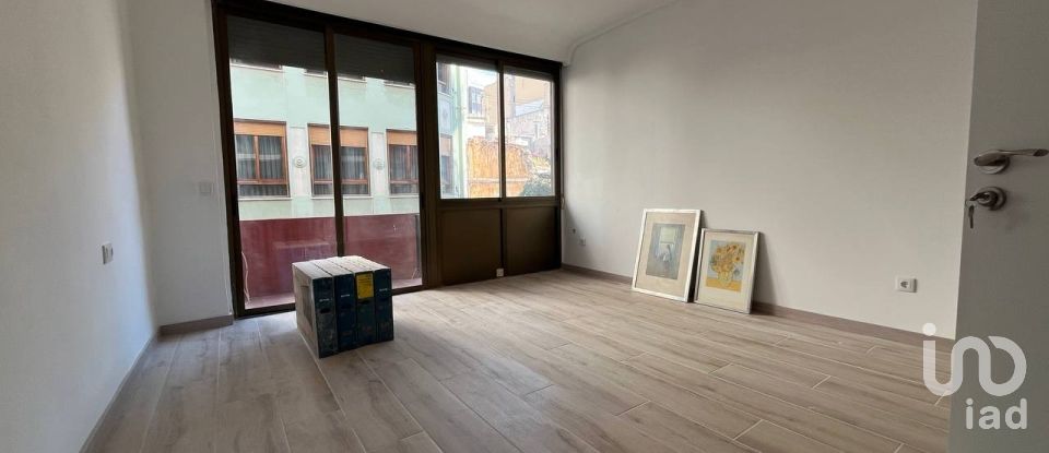 Pis 9 habitacions de 192 m² a Castellón de la Plana/Castelló de la Plana (12002)