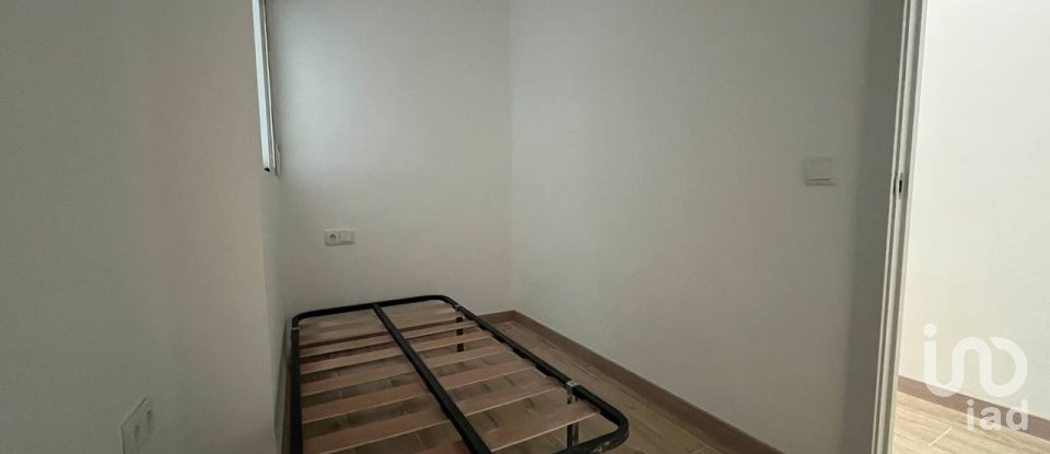 Pis 9 habitacions de 192 m² a Castellón de la Plana/Castelló de la Plana (12002)