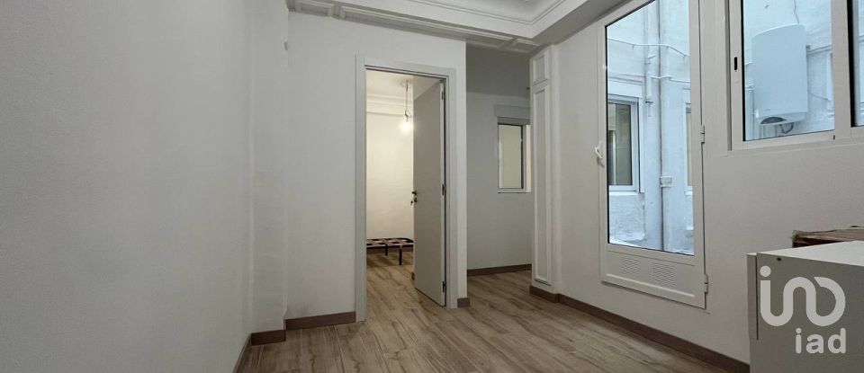 Pis 9 habitacions de 192 m² a Castellón de la Plana/Castelló de la Plana (12002)