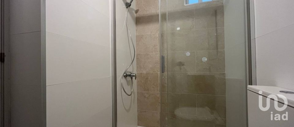 Pis 9 habitacions de 192 m² a Castellón de la Plana/Castelló de la Plana (12002)