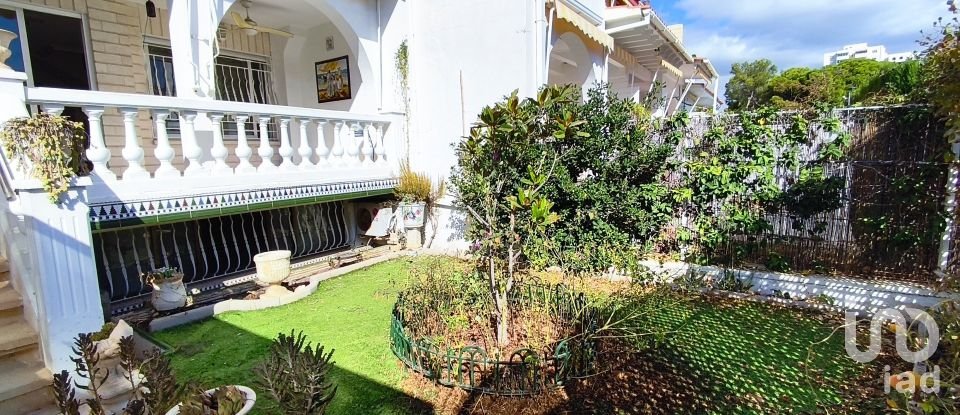 Casa 4 habitaciones de 188 m² en Cabo de Las Huertas (03540)