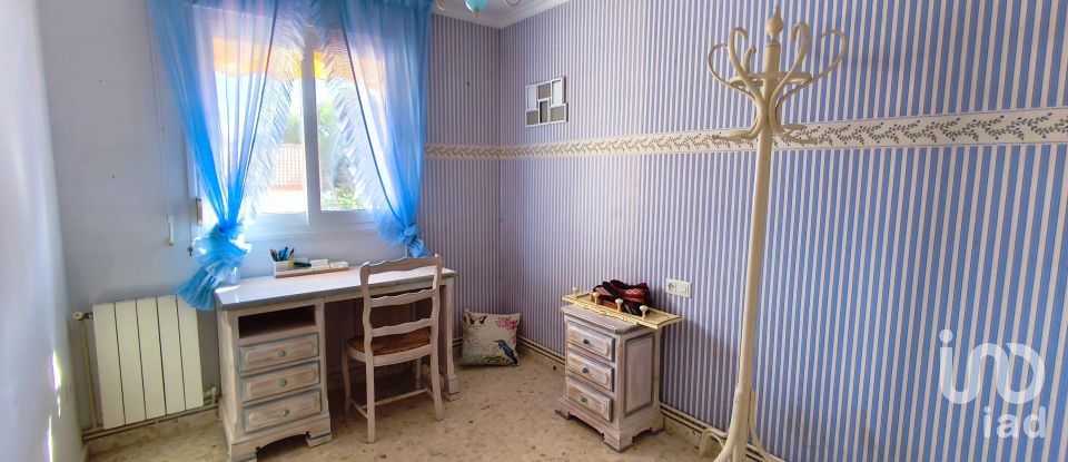 Casa 4 habitaciones de 188 m² en Cabo de Las Huertas (03540)