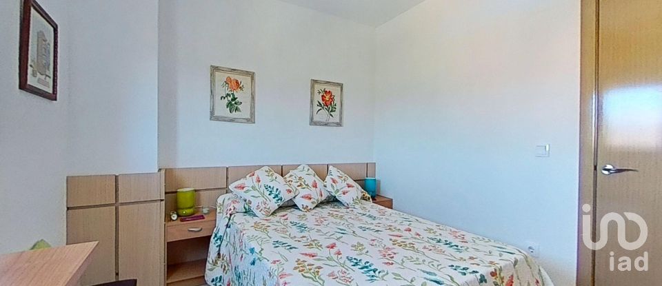 Appartement 3 chambres de 82 m² à Torre de La Sal (12595)