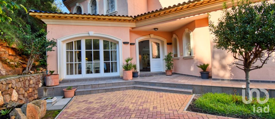 Cottage 5 bedrooms of 392 m² in Urbanización Monte Sella / Muntanya de La Sella (03750)