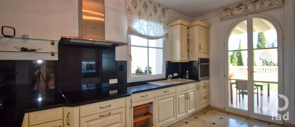 Cottage 5 bedrooms of 392 m² in Urbanización Monte Sella / Muntanya de La Sella (03750)