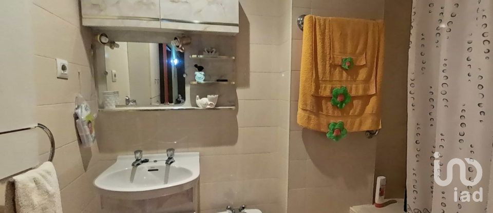 Appartement 3 chambres de 90 m² à Balaguer (25600)