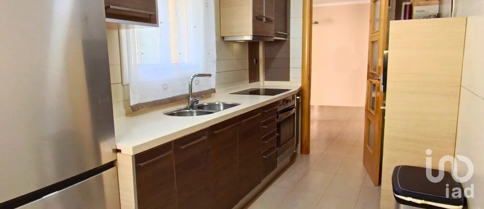 Casa 4 habitacions de 114 m² a Castellar del Vallès (08211)