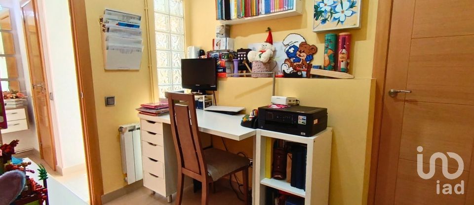 Casa 4 habitacions de 114 m² a Castellar del Vallès (08211)