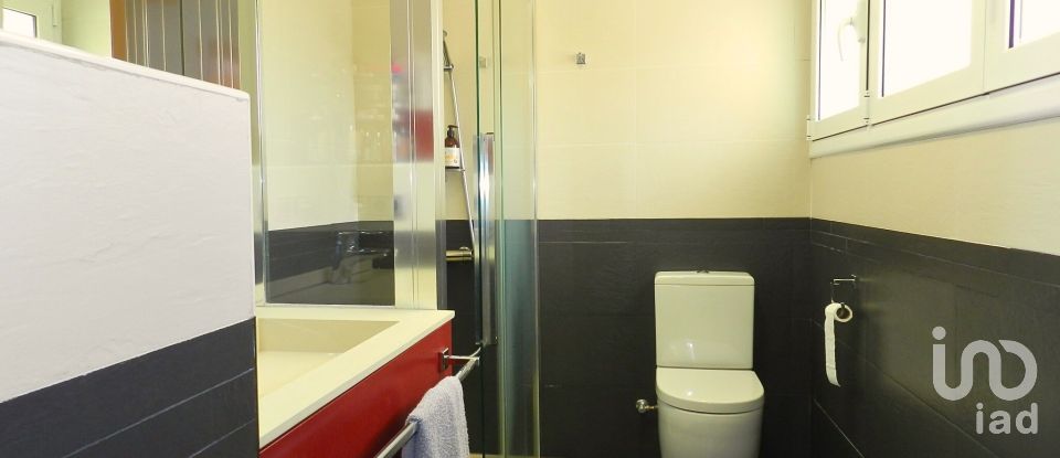 Casa 4 habitacions de 114 m² a Castellar del Vallès (08211)