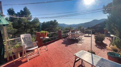 House 5 bedrooms of 162 m² in Vallirana (08759)