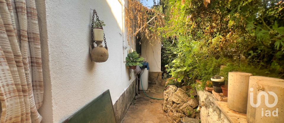 Casa 5 habitacions de 162 m² a Vallirana (08759)