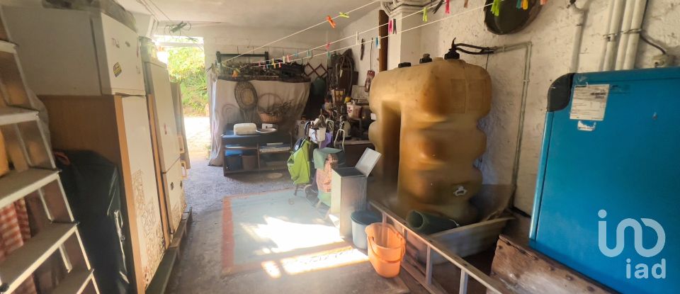 Casa 5 habitacions de 162 m² a Vallirana (08759)