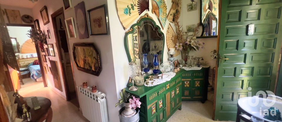 Casa 5 habitacions de 162 m² a Vallirana (08759)