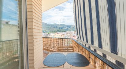 Piso 3 habitaciones de 127 m² en Pego (03780)