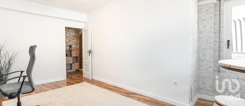 Piso 3 habitaciones de 127 m² en Pego (03780)