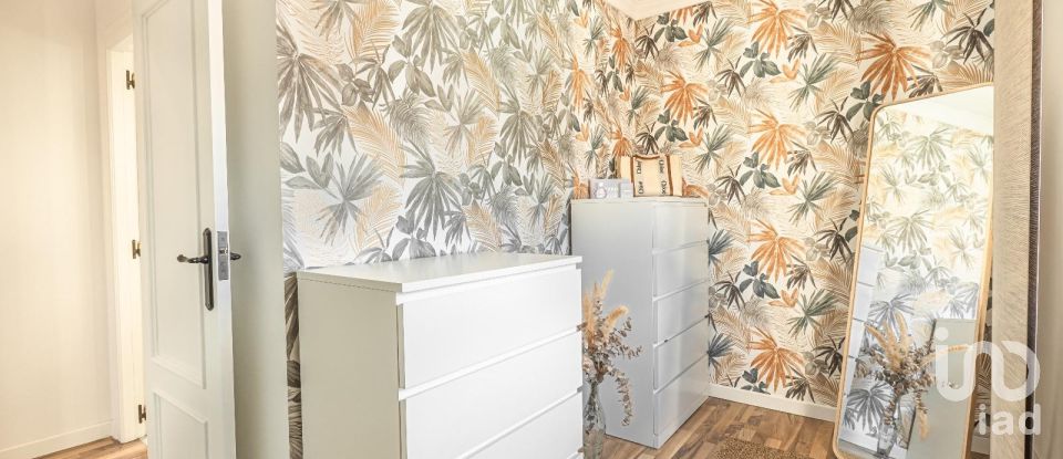 Piso 3 habitaciones de 127 m² en Pego (03780)