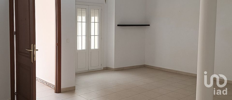 Appartement 2 chambres de 78 m² à Villamartín (11650)