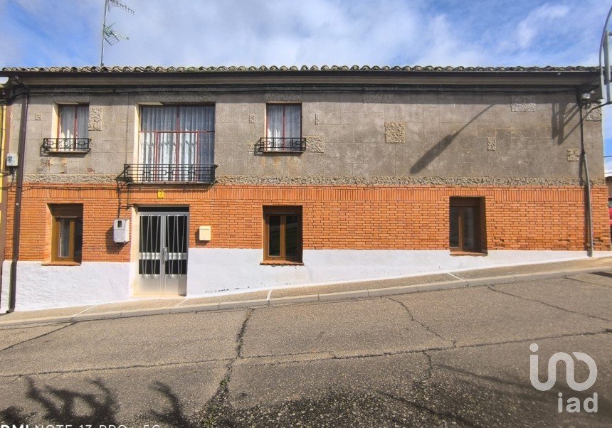 Maison 3 chambres de 195 m² à Castilfalé (24206)