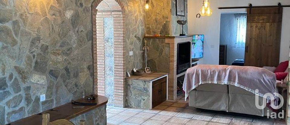 Lodge 4 bedrooms of 155 m² in El Almendro (21593)