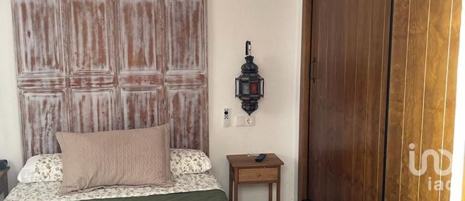 Lodge 4 bedrooms of 155 m² in El Almendro (21593)