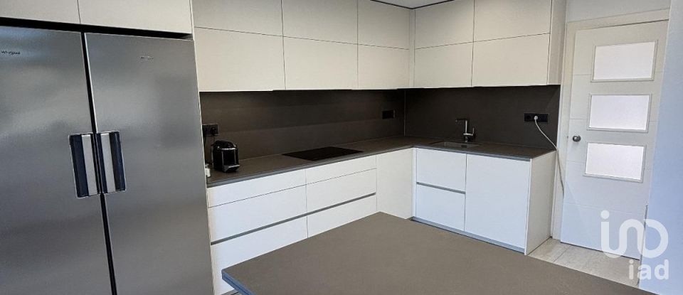 Casa 4 habitaciones de 300 m² en Calella (08370)