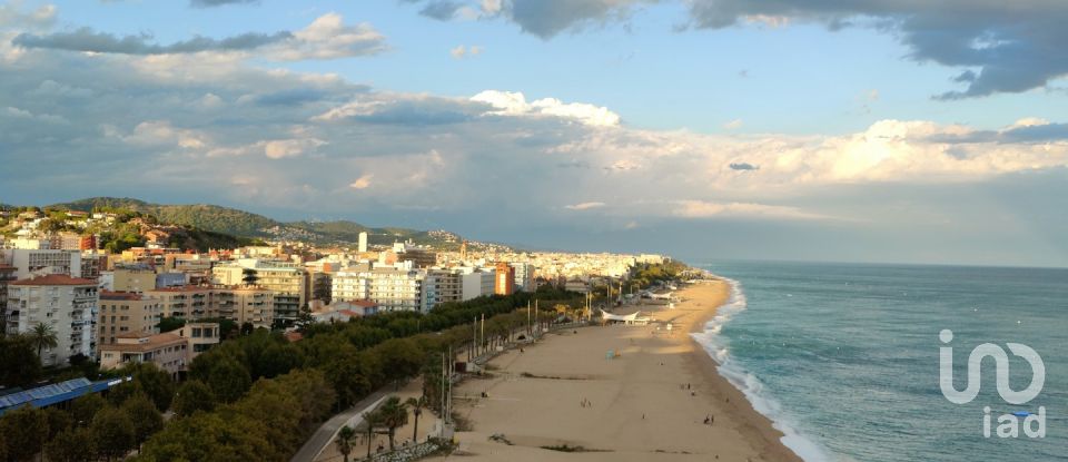 Casa 4 habitaciones de 300 m² en Calella (08370)