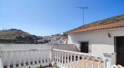 House 6 bedrooms of 199 m² in Reina (06970)
