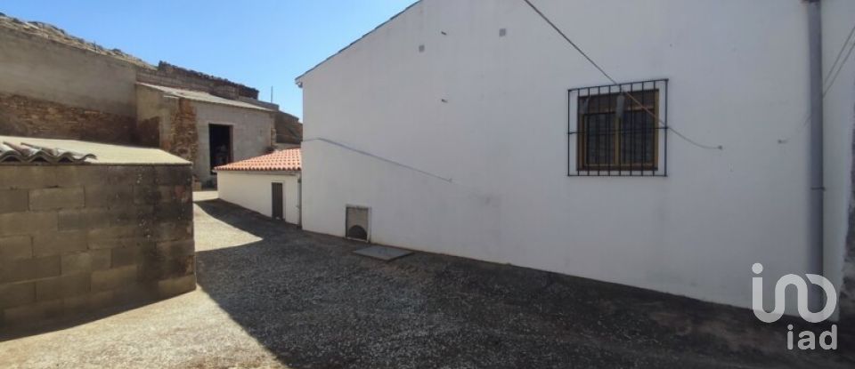 Casa 6 habitaciones de 199 m² en Reina (06970)