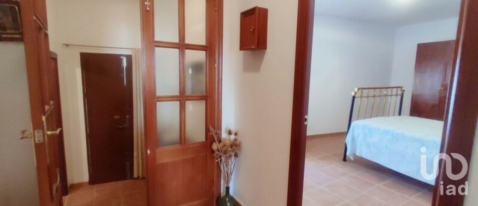 Casa 6 habitaciones de 199 m² en Reina (06970)