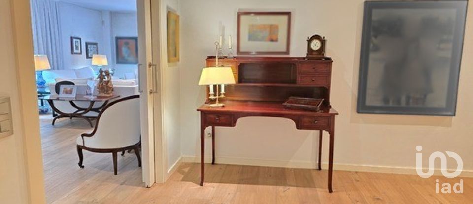 Piso 3 habitaciones de 254 m² en Sabadell (08201)