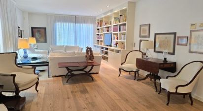 Piso 3 habitaciones de 254 m² en Sabadell (08201)