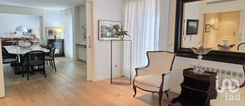 Piso 3 habitaciones de 254 m² en Sabadell (08201)