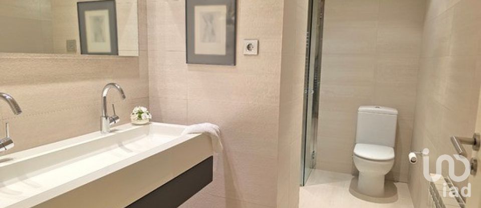 Piso 3 habitaciones de 254 m² en Sabadell (08201)