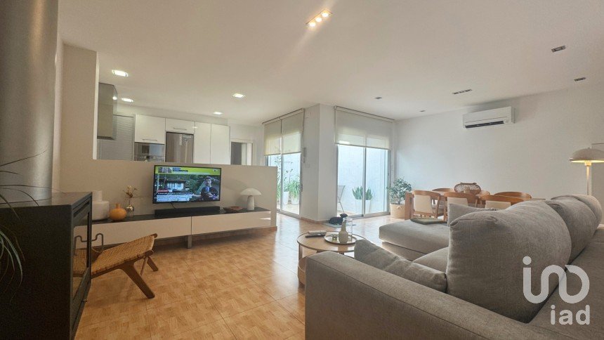 Piso 3 habitaciones de 124 m² en Pego (03780)