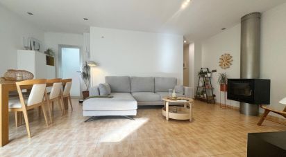 Piso 3 habitaciones de 124 m² en Pego (03780)