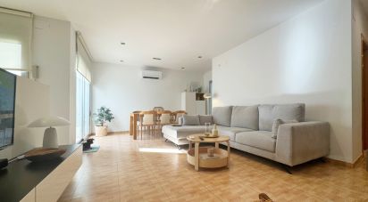 Piso 3 habitaciones de 124 m² en Pego (03780)