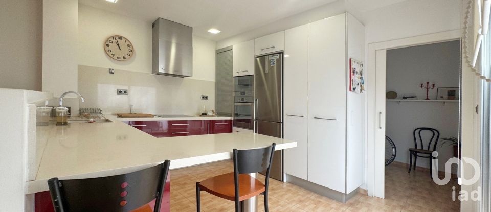 Piso 3 habitaciones de 124 m² en Pego (03780)