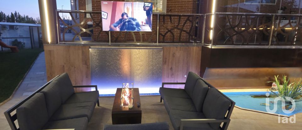 Chalet 4 habitaciones de 431 m² en Marialba de La Ribera (24199)