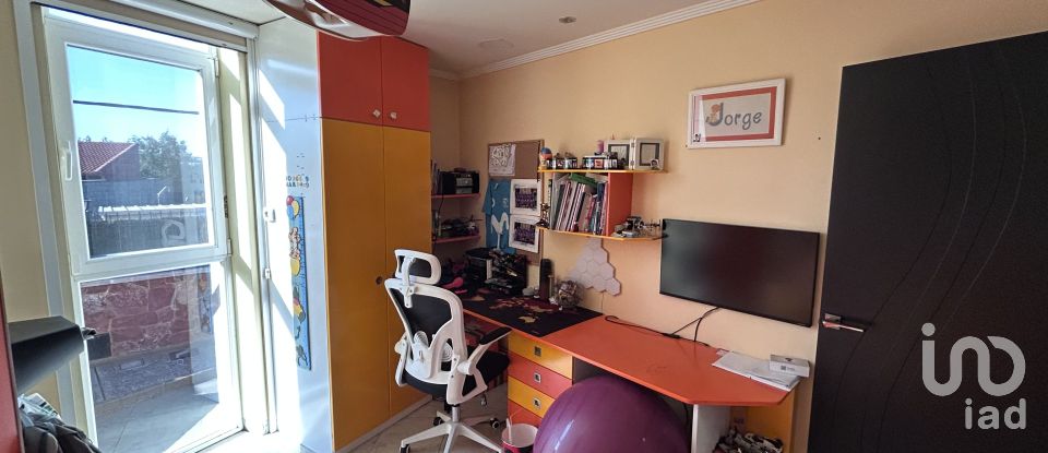 Chalet 4 habitaciones de 431 m² en Marialba de La Ribera (24199)