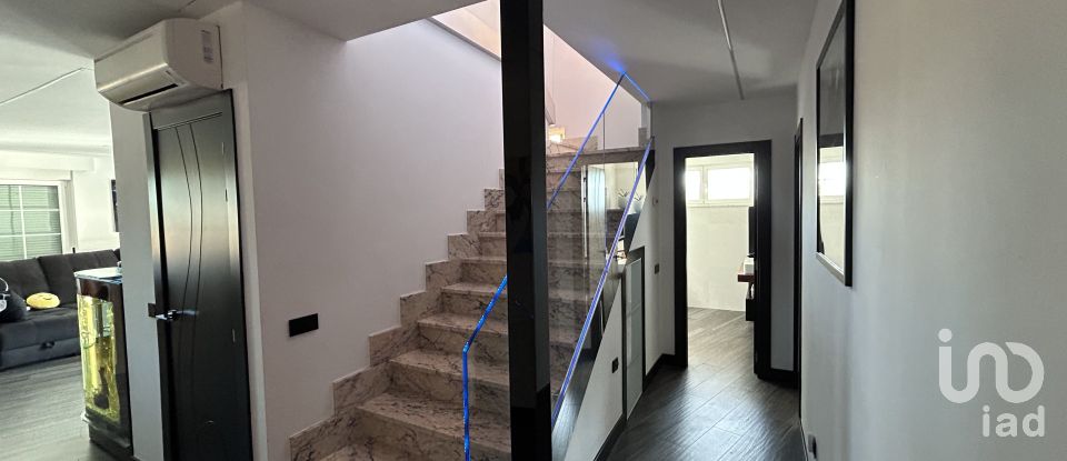 Chalet 4 habitaciones de 431 m² en Marialba de La Ribera (24199)