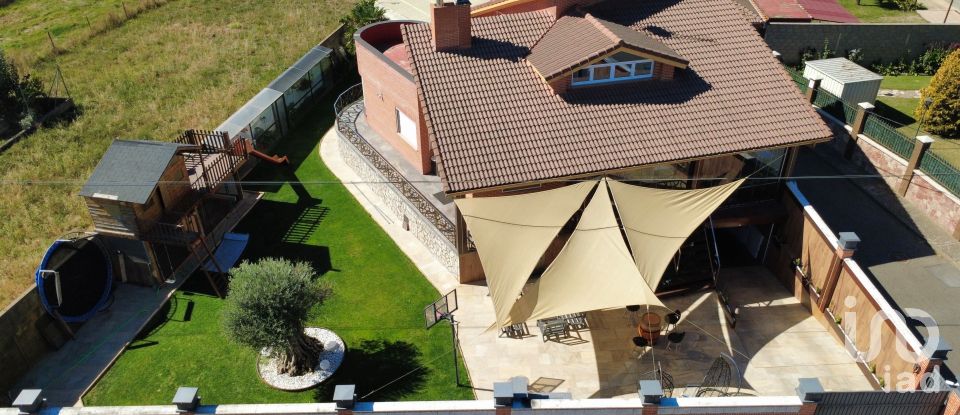 Chalet 4 habitaciones de 431 m² en Marialba de La Ribera (24199)