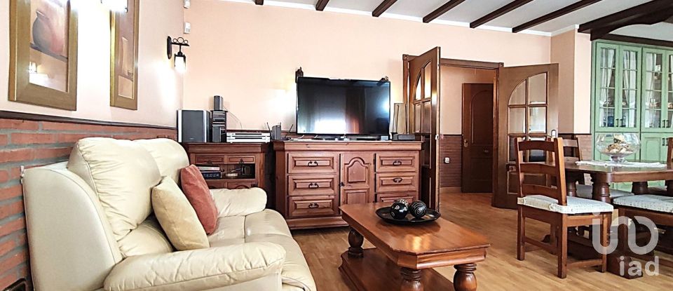 Piso 3 habitaciones de 126 m² en Almenara (12590)