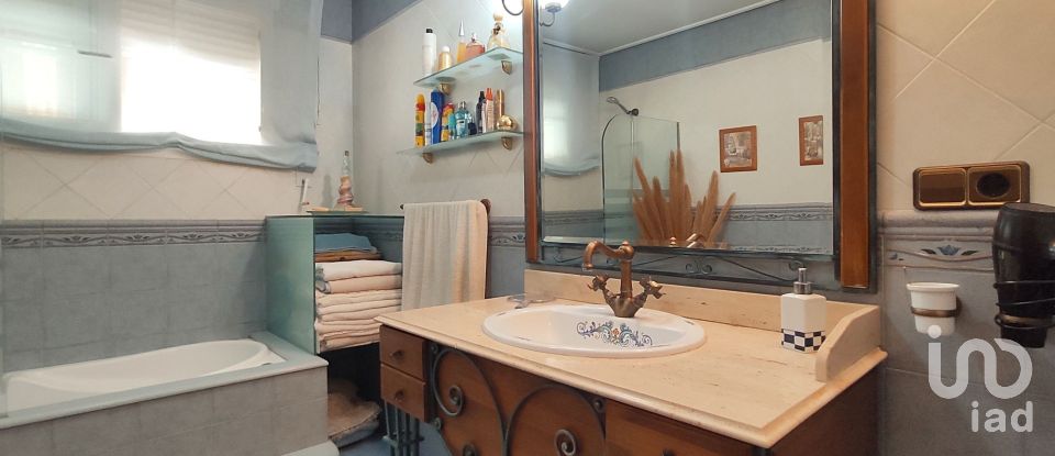 Piso 3 habitaciones de 126 m² en Almenara (12590)