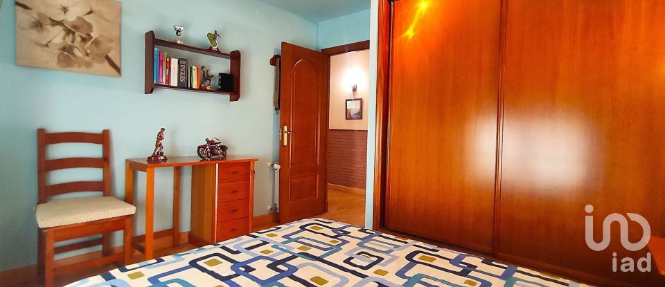 Piso 3 habitaciones de 126 m² en Almenara (12590)