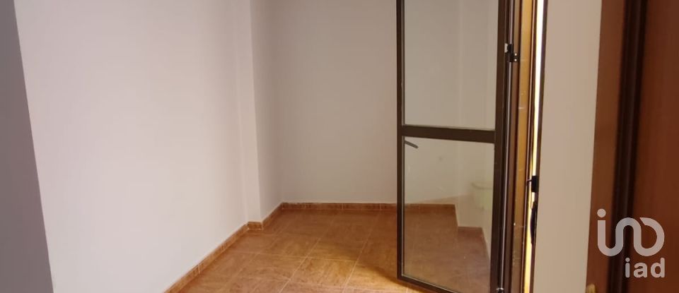 Pis 3 habitacions de 90 m² a Cimanes del Tejar (24272)