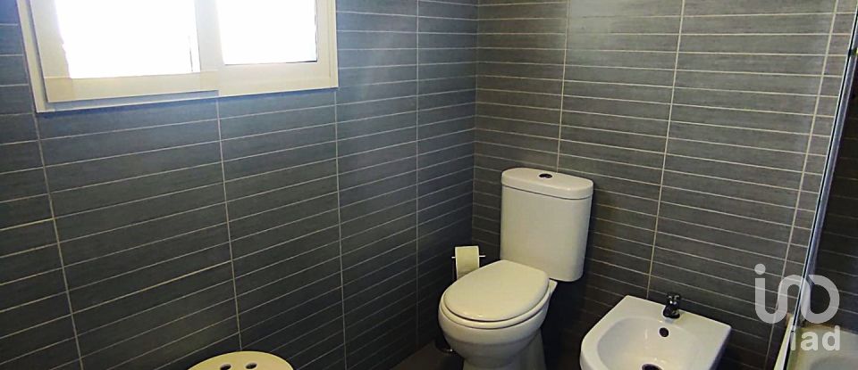 Maison 3 chambres de 100 m² à Oliva (46780)